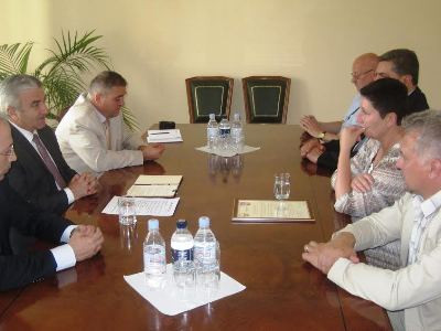 Աշոտ Ղուլյանը լիտվացի պատգամավորին պարգեւատրել է  հուշամեդալով