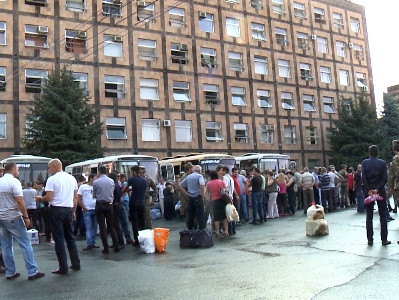 Երեւանից զորակոչված 104 զինվորներ արձակուրդից հետո վերադարձել են ծառայության
