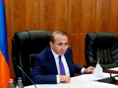 Հովիկ Աբրահամյան. Մարդուն հայհոյել եւ ազատվել տուգանքո՞վ