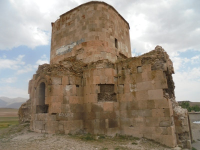 Թաքնված գանձ. Վանի Զորադիրի եկեղեցու բացառիկ լուսանկարները (ֆոտո)