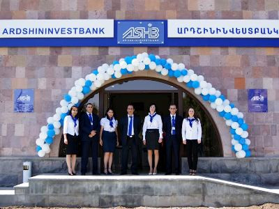 Վերաբացվել է Արդշինինվեստբանկի նորացված «Ջերմուկ» մասնաճյուղը (ֆոտո)