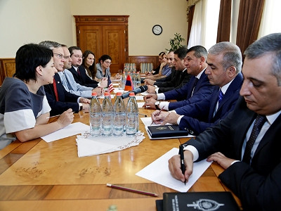 ԱՄՆ դեսպանը ոստիկանություն էր գնացել