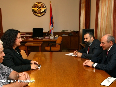 Բակո Սահակյանն ընդունել է ամերիկահայ հայր եւ դուստր հասարակակն գործիչներին