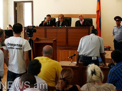 Լույսը չի բացվի քո վրա. տարեց կինը անիծեց Վոլոդյա Ավետիսյանի գործով դատախազին