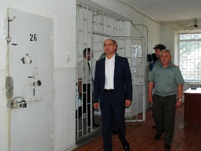 ՔԿՎ պետը վեց քրեակատարողական հիմնարկ է այցելել
