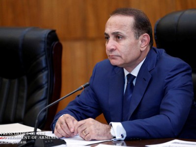 Վարչապետի մոտ տեղի է ունեցել FREDA հոգաբարձուների խորհրդի նիստ (ֆոտո)