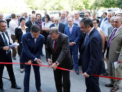 Ավանում բացվել է առաջին ջերմաարդիականացված շենքը (ֆոտո)
