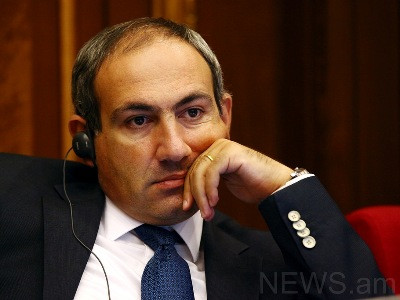 Սուրիկը 7 մլրդ քյաշ փող ունի, չէ՞ր գտնվի մի աշխատանք ձեր կառավարությունում