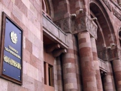 «Ժողովուրդ». Հարկային ծառայողները «քերթում են մարդկանց կաշին»