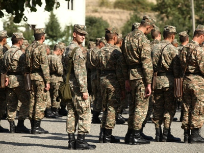Զինվորների ու ծնողների հանդիպումը՝ բանակային կորպուսի ղեկավարության հետ