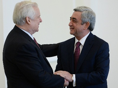 Սերժ Սարգսյանն ընդունել է Նիկոլայ Ռիժկովին (ֆոտո)