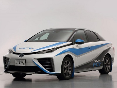 Toyota-ն ջրածնային սեդան է ստեղծել մրցարշավորդների համար