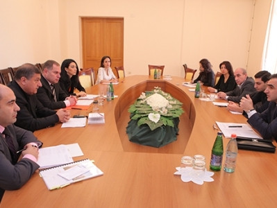 ԱԺ պետաիրավական հարցերի հանձնաժողովում մի շարք օրենքներ են քննարկել