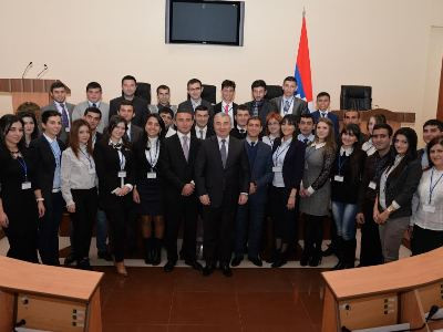 ԼՂՀ ԱԺ -ին կից Երիտասարդական խորհրդարանը նիստ է գումարել