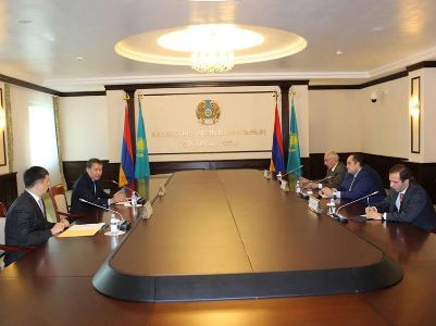 Ղազախստանում Հովհաննես Մանուկյանը ներկայացրել է Հայաստանի բարեփոխումները