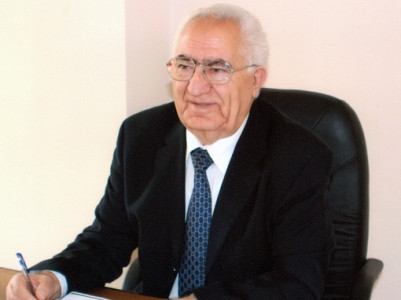 Մահացել է Վլադիմիր Մովսիսյանը