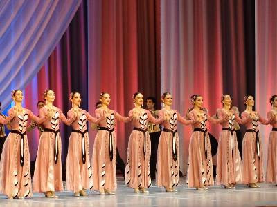Ֆրանսիայում կայացել է «Արցախի ձայներ» խմբի եւ «Նավասարդ» համույթի համերգը