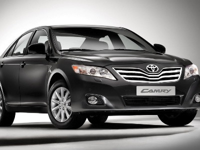 Toyota-ն ավելի քան 100 հազար Camry ավտոմեքենա հետ կկանչի