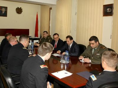 Ամերիկացի բրիգադային գեներալը ՊՆ-ում քննարկել է համագործակցության հարցերը