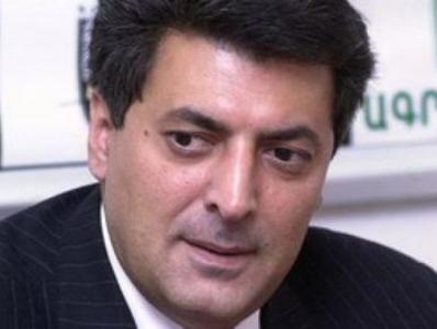 «Հրապարակ». Դեմիրճյանը սկզբում որոշել էր մասնակցել Ծառուկյանի խորհրդաժողովին