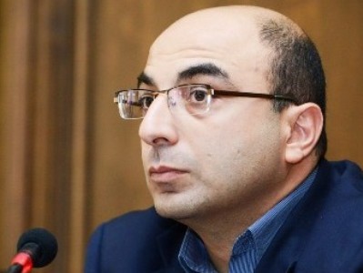 Պետք է խուսափենք անձի պաշտամունքի դրեւորումներից. ԲՀԿ-ական պատգամավոր