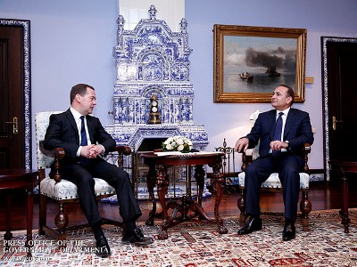 Մոսկվայում կայացել է Հովիկ Աբրահամյանի եւ Դմիտրի Մեդվեդեւի հանդիպումը