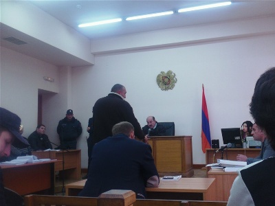 Քննիչները սպառնացել են «Վերնիսաժի» գործով վկային. նա փաստաբան է վարձել