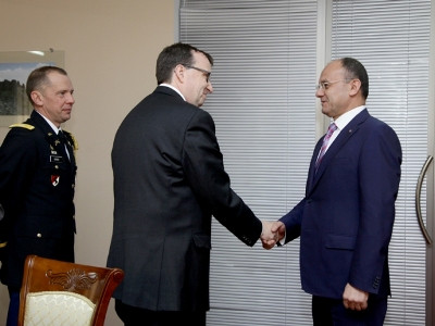 ԱՄՆ նորանշանակ դեսպանը ՊՆ էր գնացել