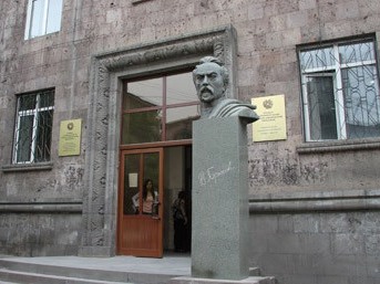 «Բրյուսովի» կառավարման խորհրդի նախագահ է դարձել Հովիկ Հովսեփյանը