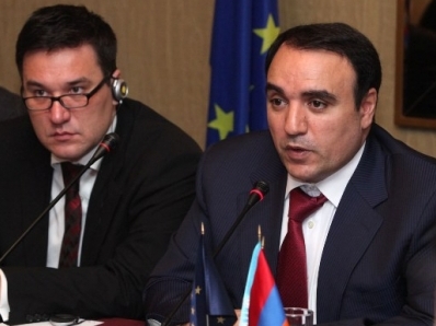 ՕԵԿ ղեկավարն ու Տրայան Հրիսթեան քննարկել են ՀՀ ներքաղաքական վիճակը