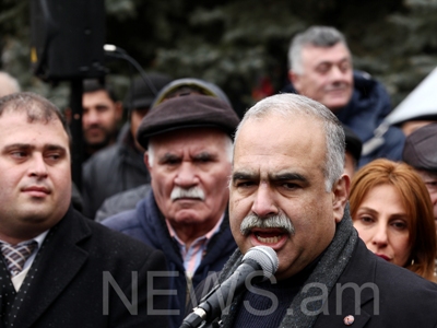 Րաֆֆի Հովհաննիսյան. Քաղաքական դաշտում քաղաքական եռյակ գոյություն չունի (ֆոտո)