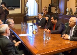 «Ժողովուրդ». ՀԱԿ-ը մի քանի օր է փորձում է հանդիպել Ծառուկյանին, բայց ապարդյուն