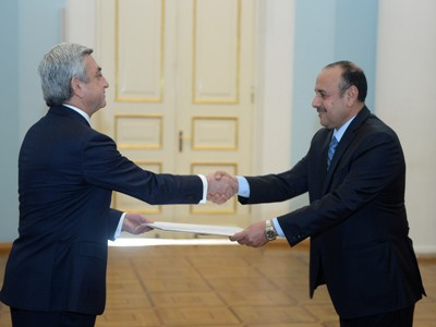 ՀՀ-ում Կատարի նոր դեսպանն իր հավատարմագրերն է հանձնել Սերժ Սարգսյանին (ֆոտո)
