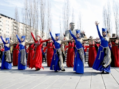 Զորավար Անդրանիկի 150-ամյակի առթիվ նրա արձանի մոտ համերգ է կայացել
