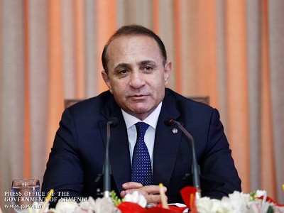 Հովիկ Աբրահամյանը հանդիպել է Քուվեյթի հայ համայնքի ներկայացուցիչների հետ (ֆոտո)