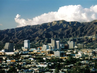 Դեմոկրատները Գլենդելի ավագանու խորհրդում առաջ են մղում Էրիկ Եսայանին
