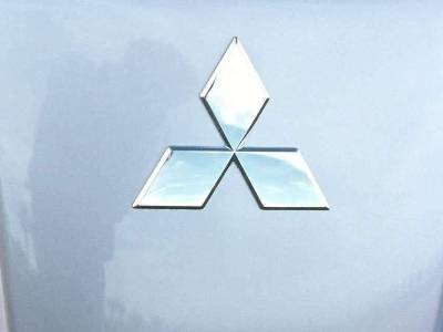 Mitsubishi-ն ամբողջությամբ կհրաժարվի սեդաններից
