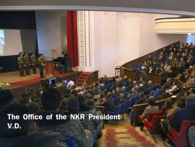 Բակո Սահակյանն այցելել է զորամաս