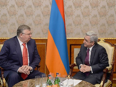 Սերժ Սարգսյանն ընդունել է ԵՏՄ երկրների մաքսային կառույցների ղեկավարներին (ֆոտո)