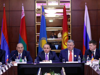 ԵՏՄ մաքսային կառույցների առաջնահերթությունը պետք է լինի կոռուպցիայի դեմ պայքարը