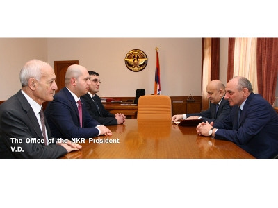 Բակո Սահակյանն ու Արմեն Աշոտյանը Ստեփանակերտում քննարկել են կրթական խնդիրներ