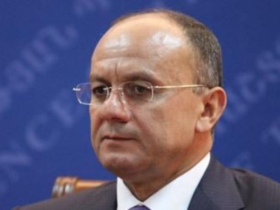 ՀՀ ՊՆ-ն ՀԱՊԿ ղեկավարի մոտ բարձրացրել է Բաքվին վաճառվող ռուսական զենքի հարցը