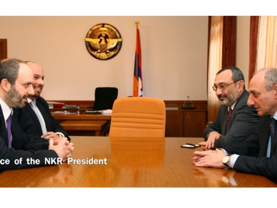 Բակո Սահակյանն ընդունել է ՀԲԸՄ Կանադայի մասնաճյուղի ներկայացուցիչներին