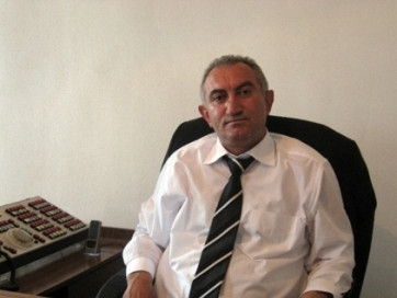 Մարզպետի եղբոր մեքենայի վրա տարօրինակ իրեր դնողը հոգեկան խնդիրներ ունեցող կին է