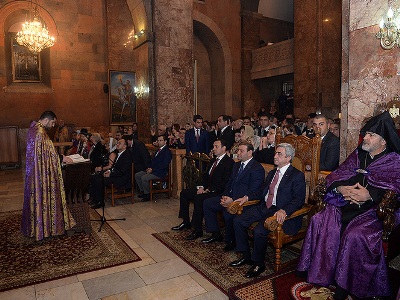 Նախագահը ներկա է գտնվել Ճրագալույցի Սբ. Պատարագին (ֆոտոռեպորտաժ)