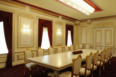 «Ժամանակ». Կառավարության 3 դահլիճի նորոգման համար ծախսվել է 214 մլն դրամ