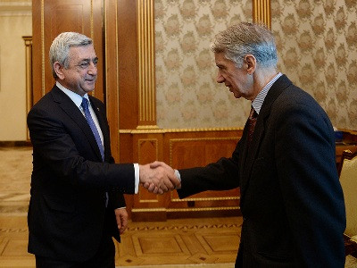Սերժ Սարգսյանը հյուրընկալել է մեծանուն կոմպոզիտոր Արամ Խաչատրյանի որդուն (ֆոտո)