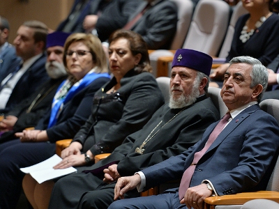 Կարողացել ենք անցնել պատմության քառուղիներով եւ հասնել 21-րդ դար. Սերժ Սարգսյան (ֆոտո)