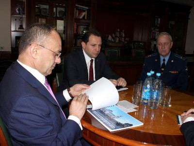 Սեյրան Օհանյանն ընդունել է ՌԴ 102-րդ ռազմակայանի նորանշանակ հրամանատարին
