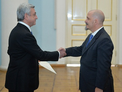 Սերժ Սարգսյանին իր հավատարմագրերն է հանձնել Արգենտինայի նոր դեսպանը (ֆոտո)